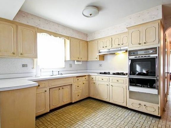 1st Floor Kitchen