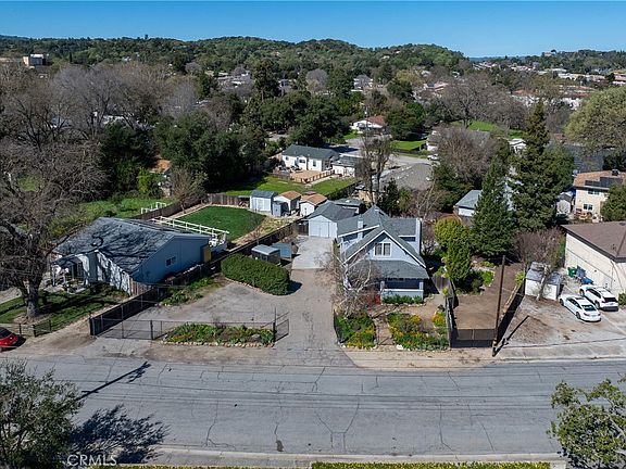 3rd image of 6390 Navajoa Ave