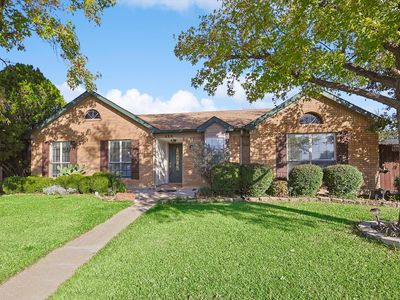 423 Kirkwood Dr, Lewisville, TX, 75067