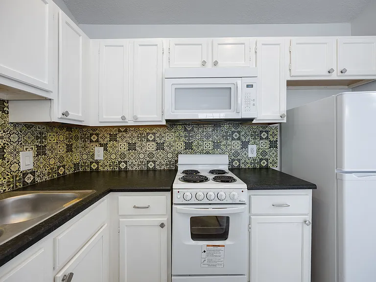 6108 Abrams Rd #329 — Photo 6