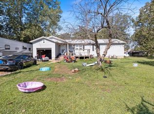 20198 Granger Ln, Lebanon, MO 65536