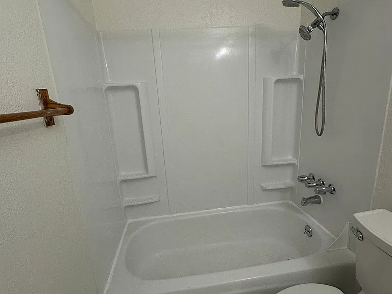 1064 Waters Ave #3 — Photo 10