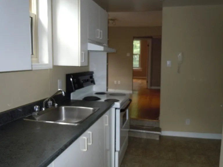 60 Russell Ave #2 — Photo 7