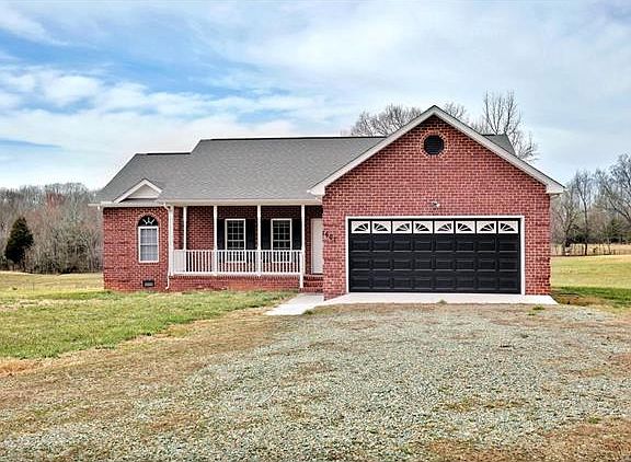 3rd image of 1601 Cook Rd
