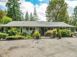 9530 SE Wooded Hills Ct, Damascus, OR 97089