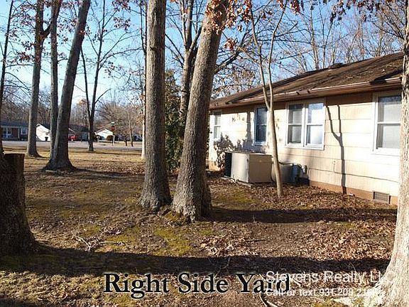 4th image of 929 Deerfield Dr