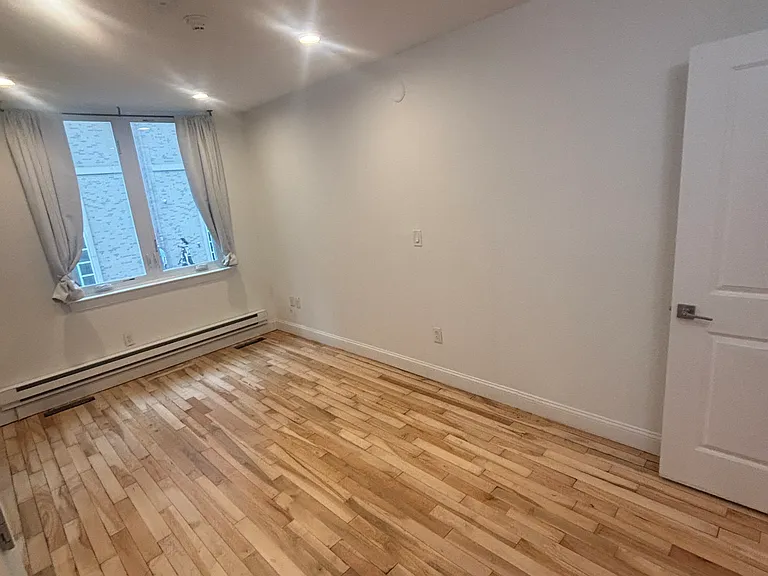 265 Orange St #A — Photo 9
