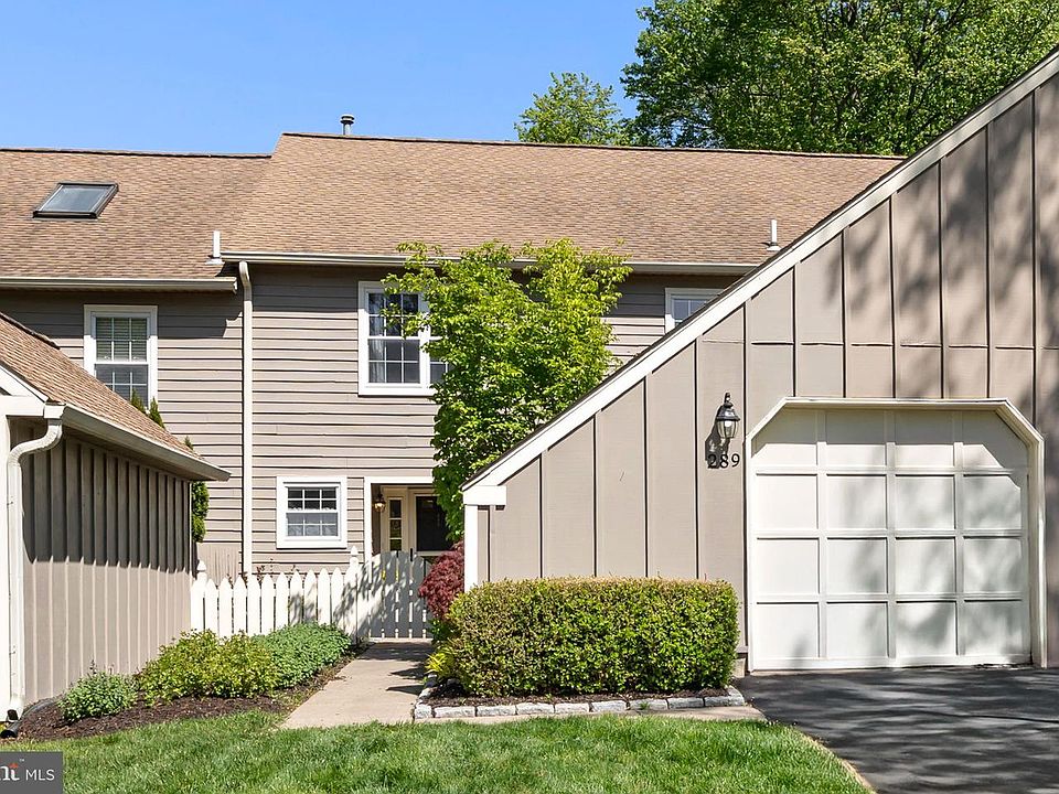 1st image of 289 Tulip Tree Ct