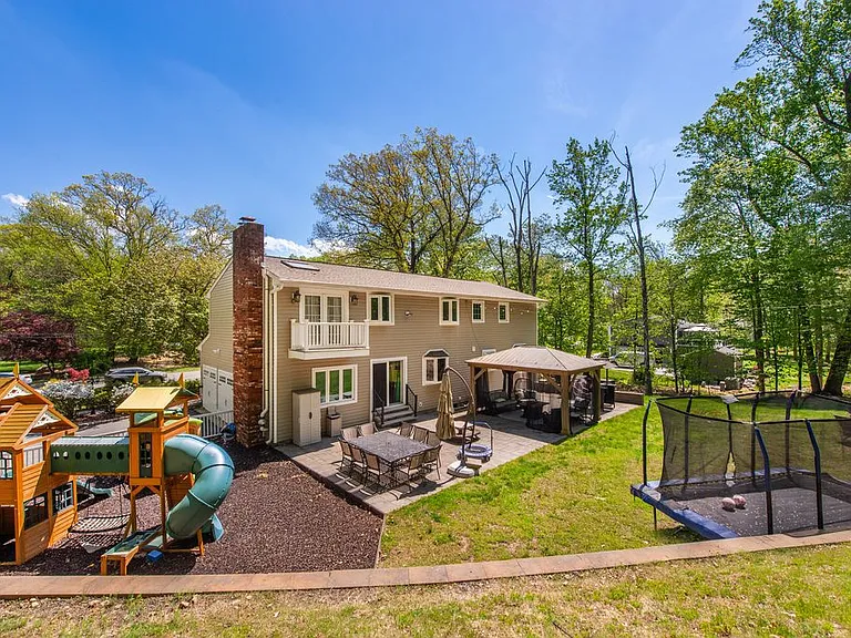 681 Glendale Rd — Photo 30