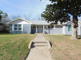 819 Thomas St, Denton, TX 76201