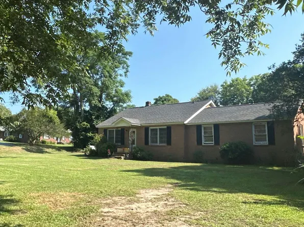 39 Griffinville Rd, Pomaria, SC 29126