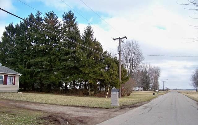 2nd image of 1958 Grandview Dr