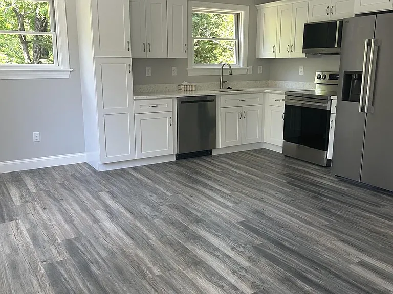 135 W Maple Ave #2 — Photo 5