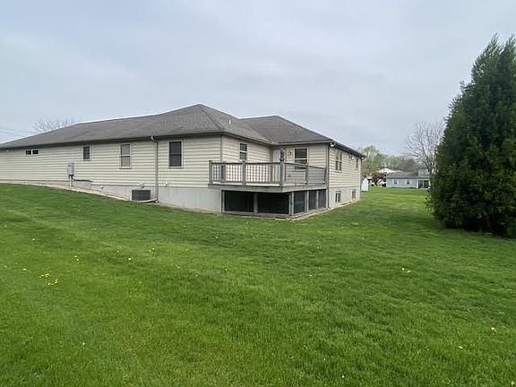 2nd image of 1980 Bank Ln