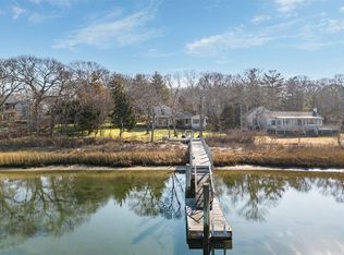 530 Broadwaters Rd, Cutchogue, NY 11935