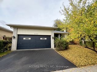 403 Chantenay Dr, Mississauga, ON L5A1E9