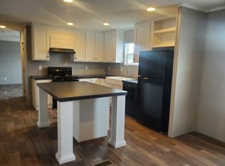 1601 E Jackson St #141, Macomb, IL 61455