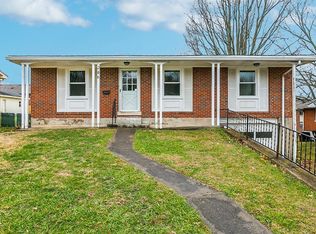 286 Springhill Dr, Paris, KY 40361