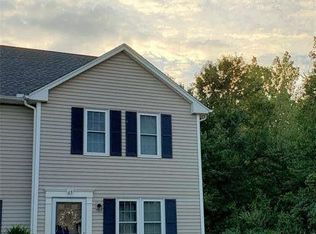 65 White Tail Ln, Wallingford, CT 06492