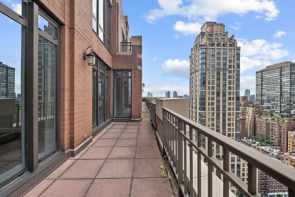 Rented by Douglas Elliman | media 9