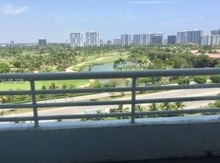 Parc Central, Aventura, FL 33180