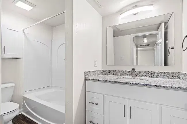 3 bed, 1.5 bath, $1,516 — Photo 3