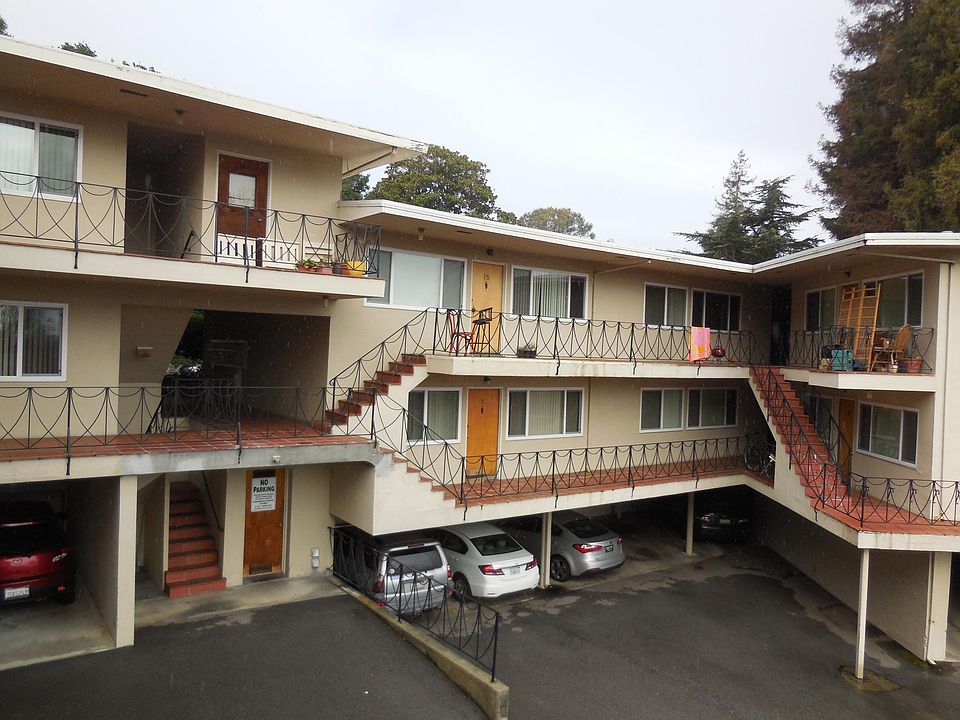 1st image of 339 Walnut Ave APT 17