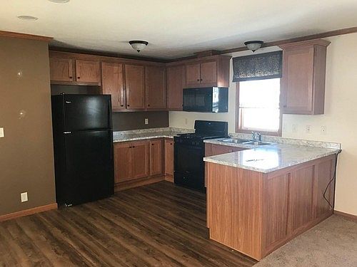 1st image of 77 Jenny Ln