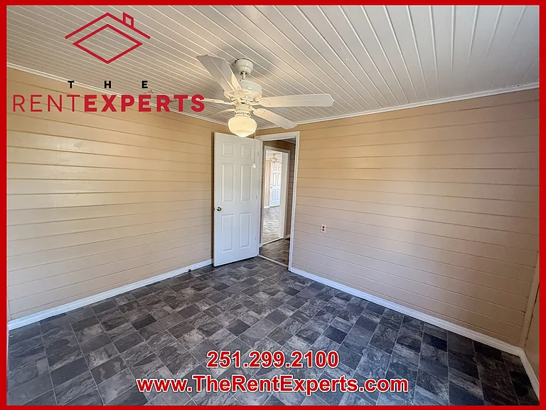 305 Mango St — Photo 14