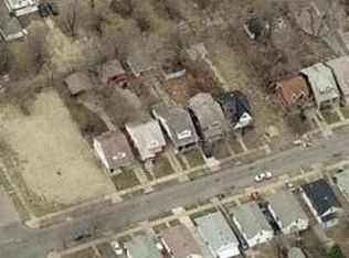13335 Flanders St, Detroit, MI 48205