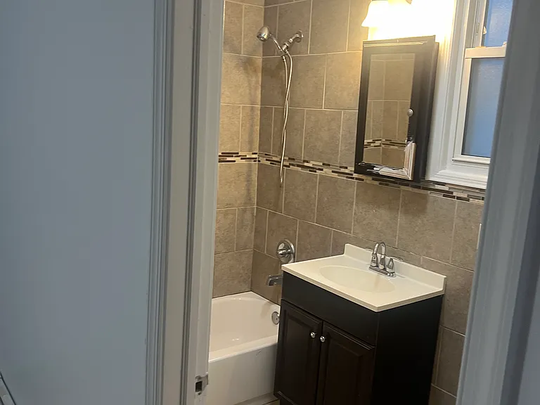 11 Meadow St #1 — Photo 18