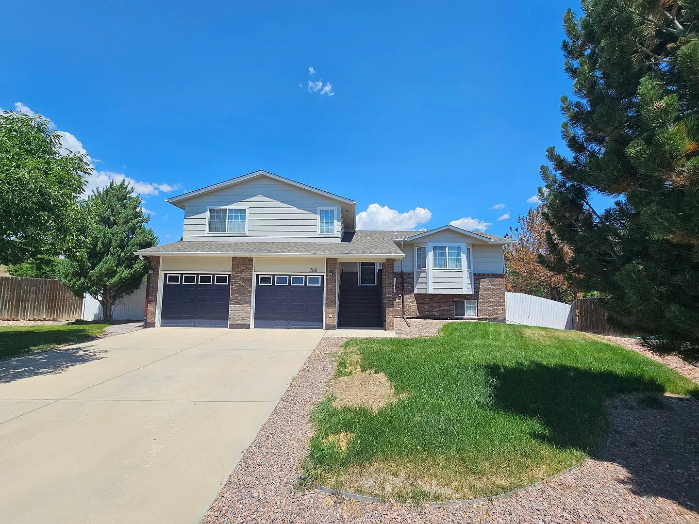 5 Bed 4 Bath Home in the Glen at Wide Field! — Photo 2
