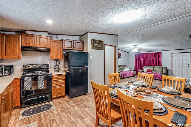 1824 Live Oak Dr — Photo 6