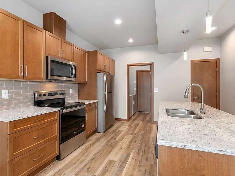313 Nooksack Ave — Photo 9
