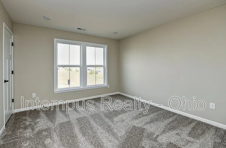 1003 Beehive Grv — Photo 24