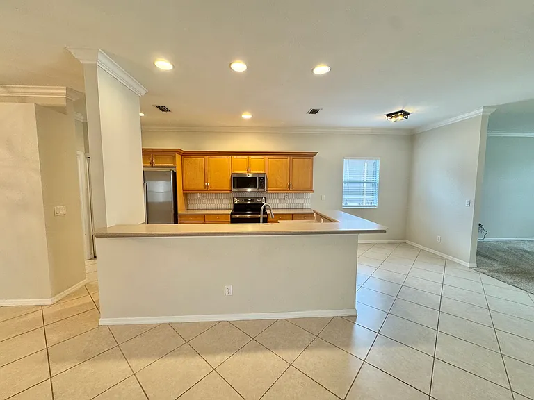 20367 Ardore Ln — Photo 12