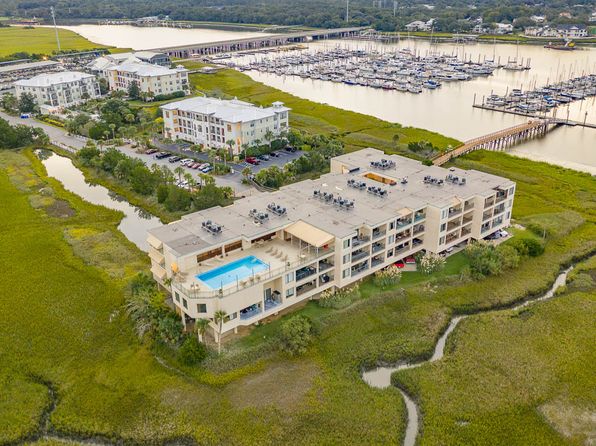 1 Marina Dr APT 409B