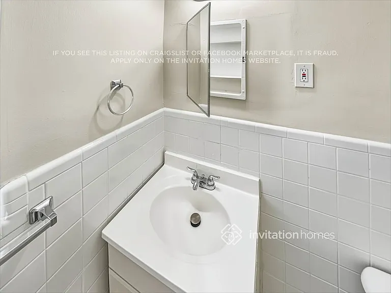 1270 NW 196th St — Photo 14