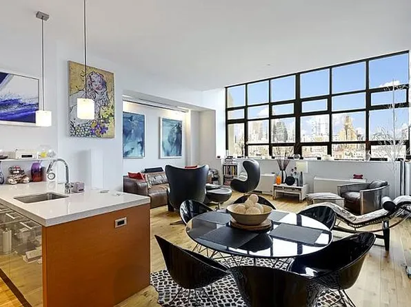 360 Furman St APT 913, Brooklyn, NY 11201