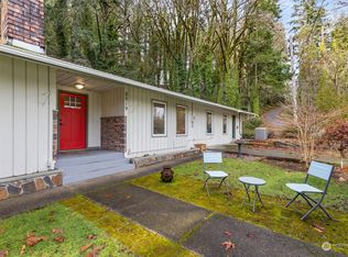 2519 Viking St W, Bremerton, WA 98312