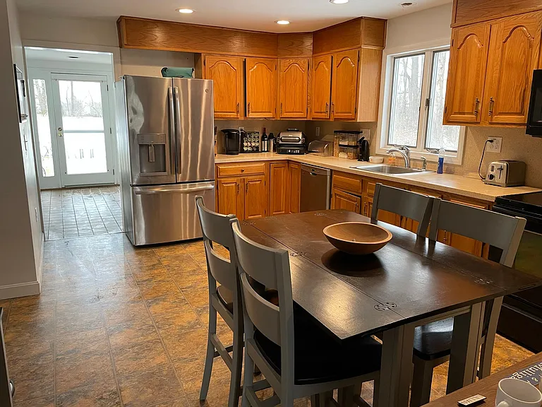 Eat in kitchen (furniture not provided)