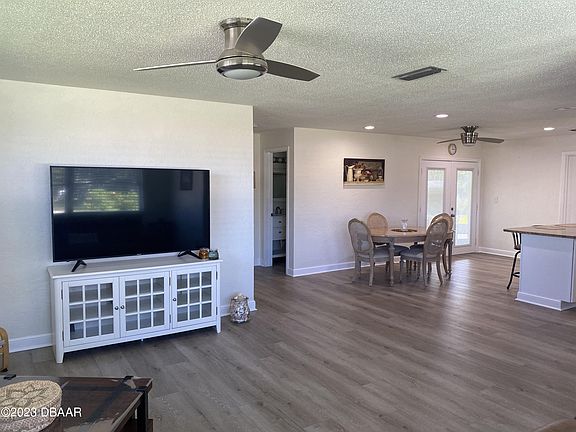 5th image of 174 Ponce De Leon Dr