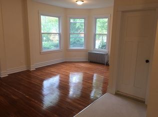 8 Parkway Ter APT 1, Pleasantville, NY 10570
