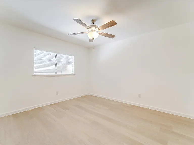 12815 Carrera Dr — Photo 22