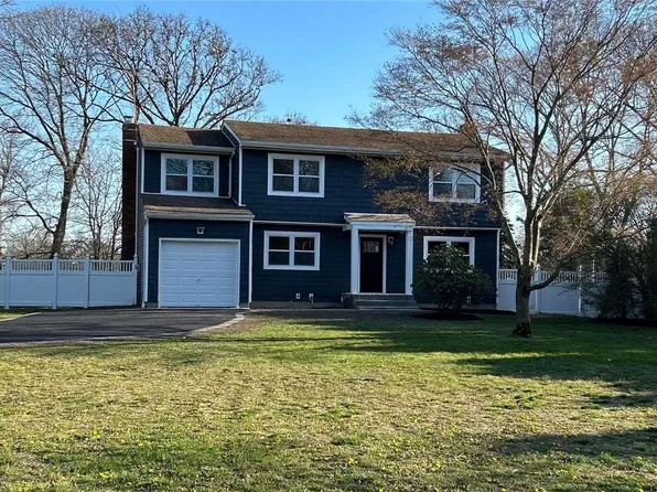 4 Mount Vernon, Lake Grove, NY 11755