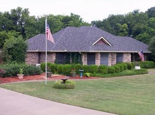 107 Buckhorn, Waxahachie, TX 75165