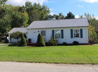 3956 Kawkawlin River Dr, Bay City, MI 48706