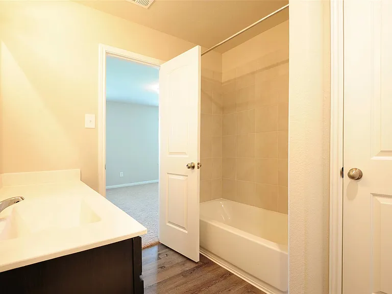 24735 Allori Ct — Photo 36