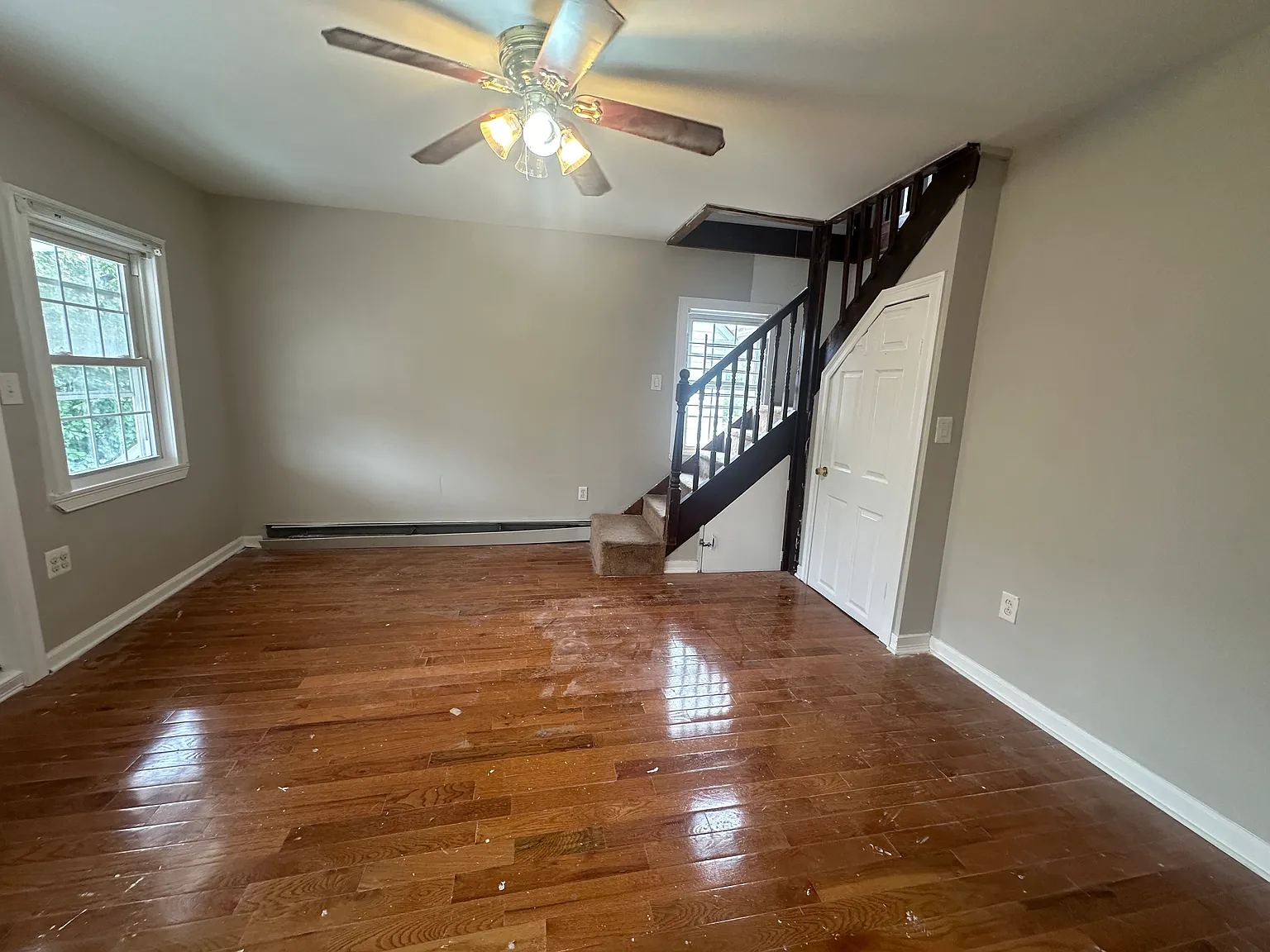 7 bed, 2713 sqft, $6,999 — Photo 4