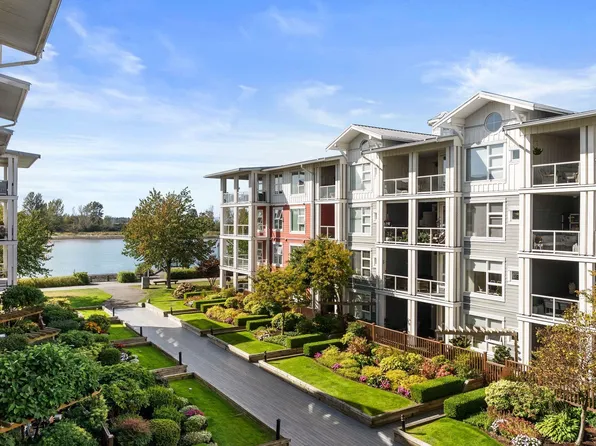 4600 Westwater Dr #315, Richmond, BC V7E 6S2